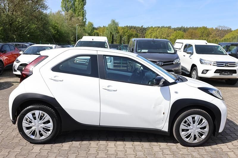 Gebraucht Toyota Aygo X Play 72 PS (52 kW) 2022 SUV
