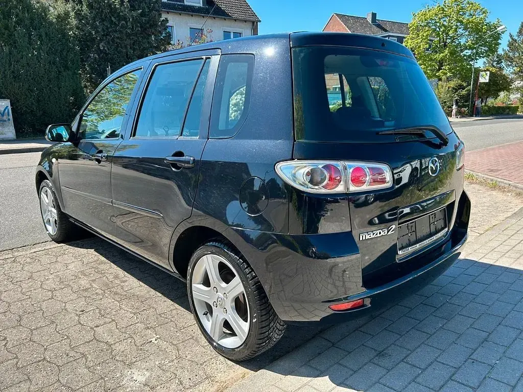 Usata Mazda 2 Active 80 CV (58 kW) 2007 Nero Utilitaria