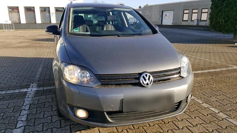 Gebraucht VW Golf VII 105 PS (77 kW) 2013 Grau Limousine