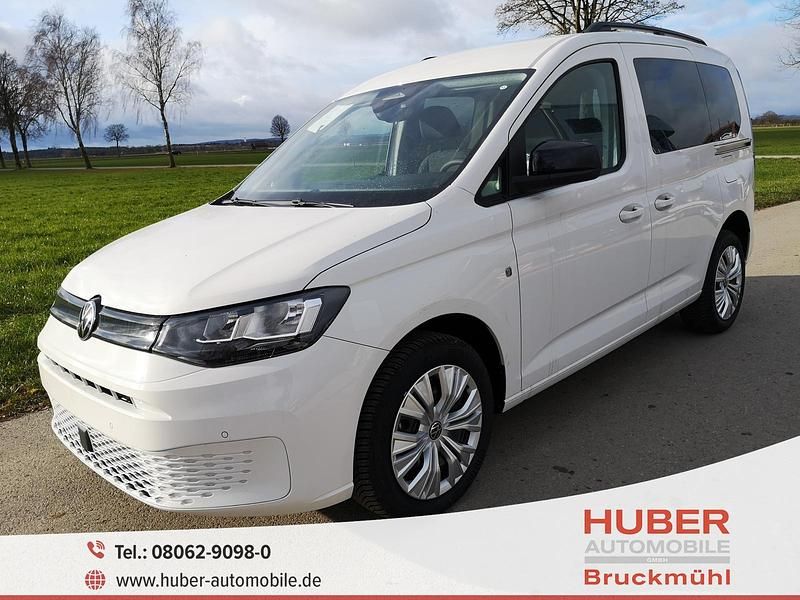 Neu VW Caddy Basis 102 PS (75 kW) 2026 Candyweiß Van / Kleinbus