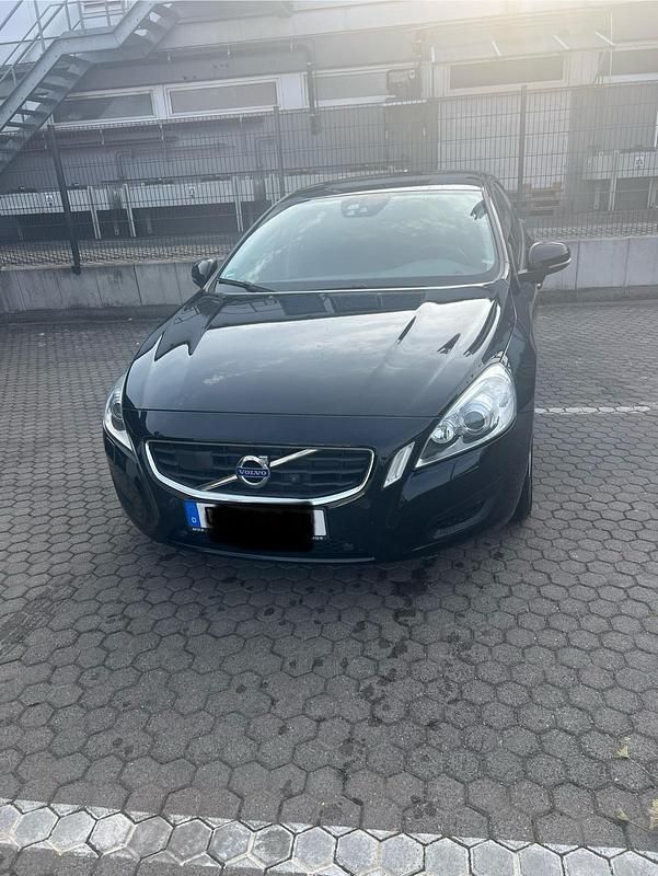 Schwarz Gebraucht 2013 Volvo S60 Limousine | 11.400 € - Bild 1/4