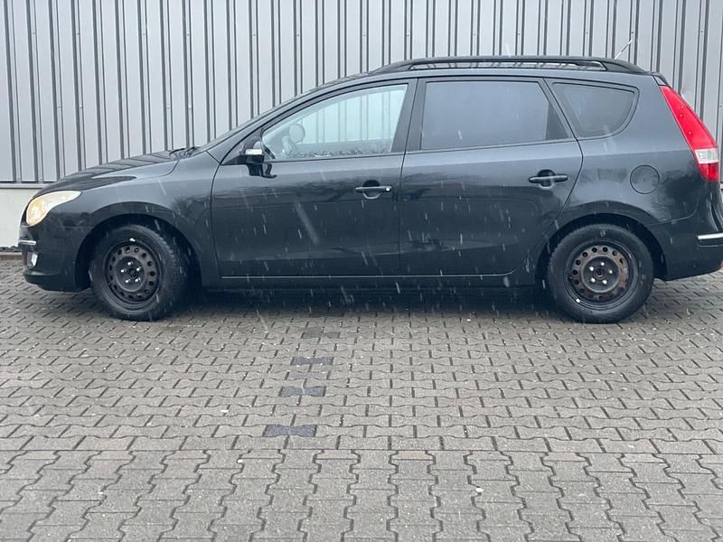 Gebraucht Hyundai i30 116 PS (85 kW) 2008 Kombi