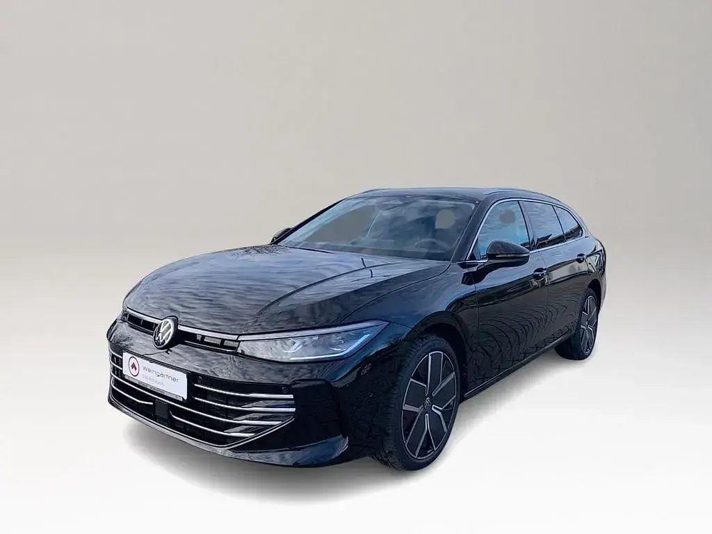 Gebraucht VW Passat Business 150 PS (110 kW) 2024 Andere farbe Kombi