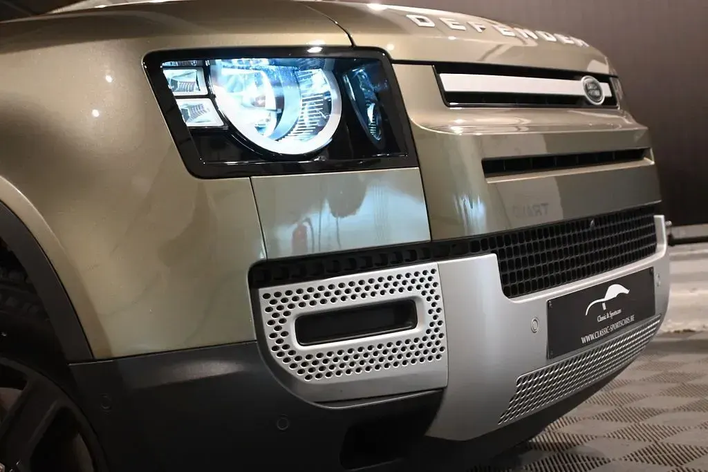 Gebraucht Land Rover Defender 200 PS (147 kW) 2022 Grün SUV