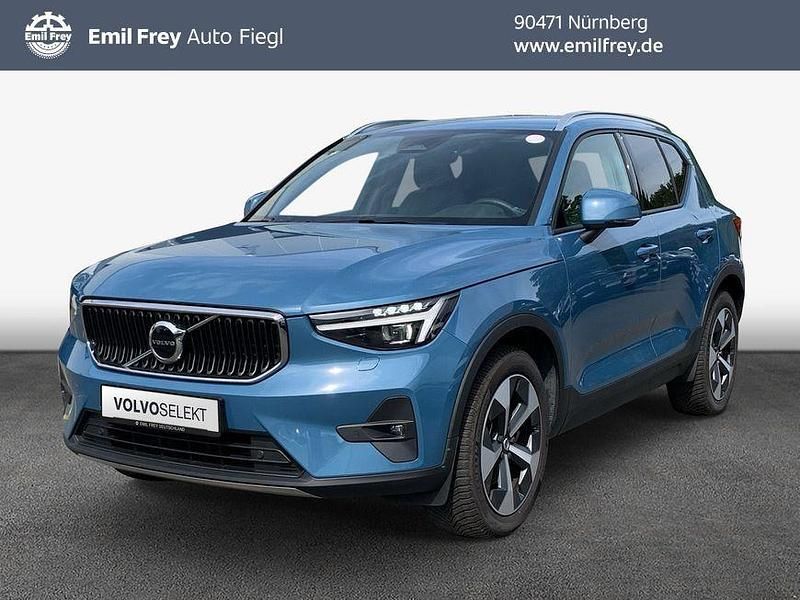 Fjord blue metallic Gebraucht 2024 Volvo XC40 Core SUV | 33.980 € (Guter Preis) - Bild 1/4