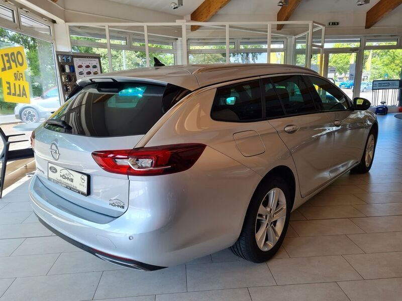 Gebraucht Opel Insignia Business 174 PS (127 kW) 2022 Silber Kombi