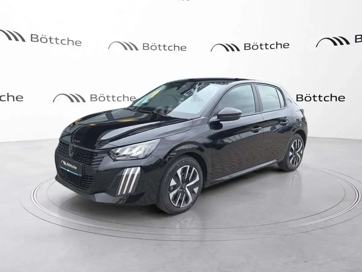 Neu Peugeot 208 101 PS (74 kW) 2026 Lackierung schwarz perla nera/typ aussenverkleidung metalliclackierung Kleinwagen