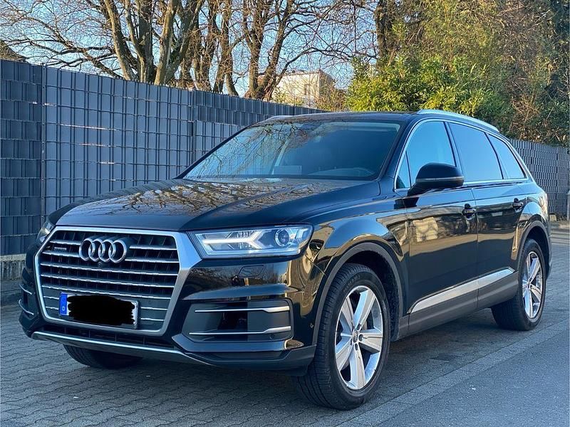 Schwarz Gebraucht 2018 Audi Q7 SUV | 33.900 € (Guter Preis) - Bild 1/4