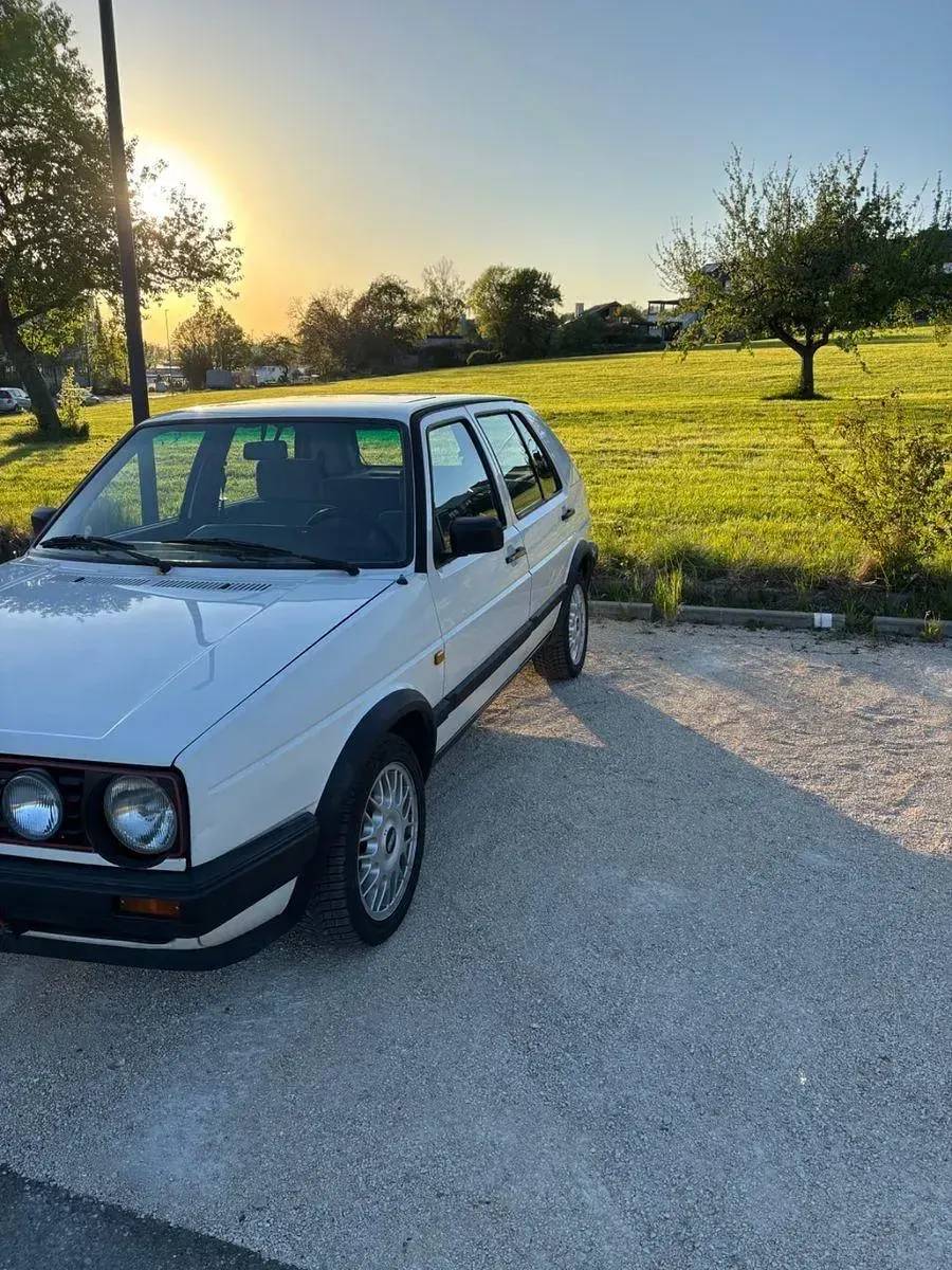Brugt VW Golf II 90 HK (66 kW) 1989 Hvid Hatchback
