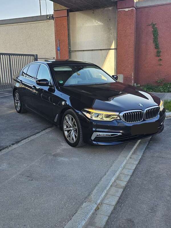 Blau Gebraucht 2017 BMW 530 Luxury Line Limousine | 21.999 € (Etwas zu teuer) - Bild 1/4