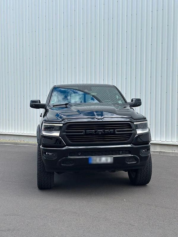 Second-hand Dodge Ram 401 CP (294 kW) 2018 Negru Pickup