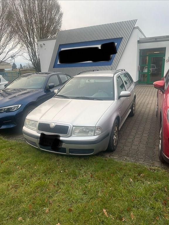 Gebraucht Skoda Octavia Elegance 116 PS (85 kW) 2004 Silber Kombi