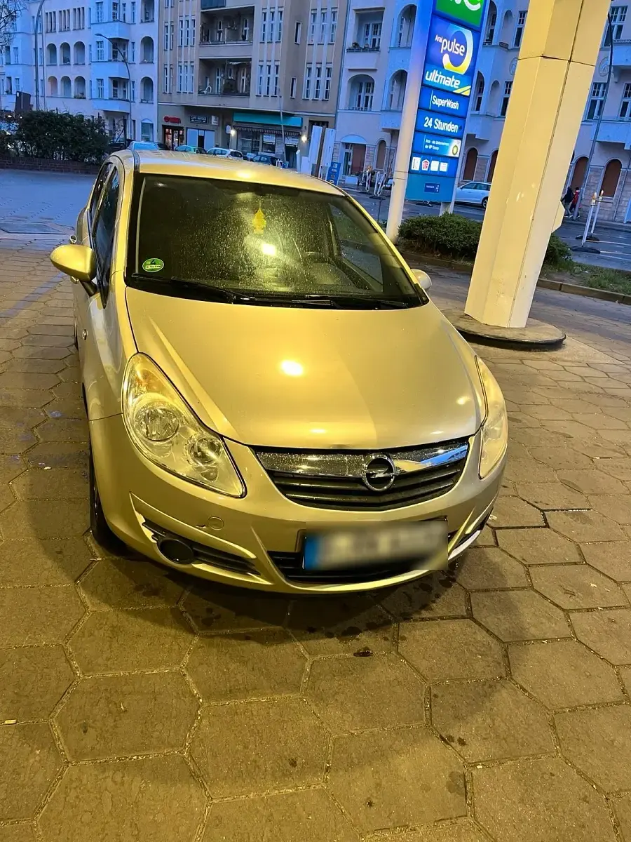 Gebraucht Opel Corsa 85 PS (62 kW) 2009 Gold Kleinwagen