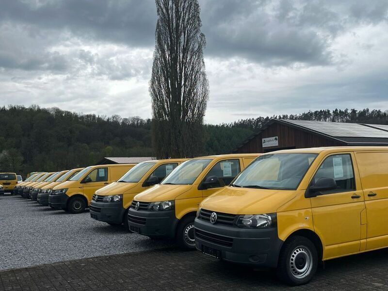 Gelb Gebraucht 2014 VW T5 Van | 6.450 € (Superpreis) - Bild 1/4