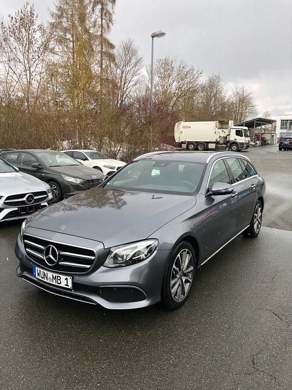 Gebraucht Mercedes E450 367 PS (269 kW) 2019 Grau Kombi
