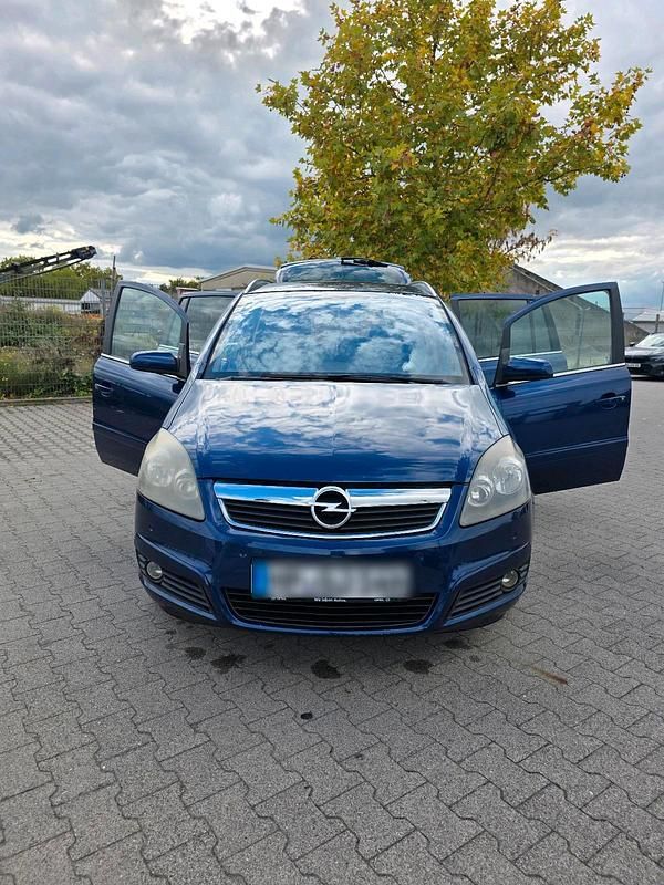 Blau Gebraucht 2006 Opel Zafira Limousine | 2.000 € (Guter Preis) - Bild 1/4