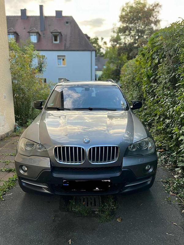 Grau Gebraucht 2009 BMW X5 Shadowline SUV | 12.950 € (Fairer Preis) - Bild 1/4