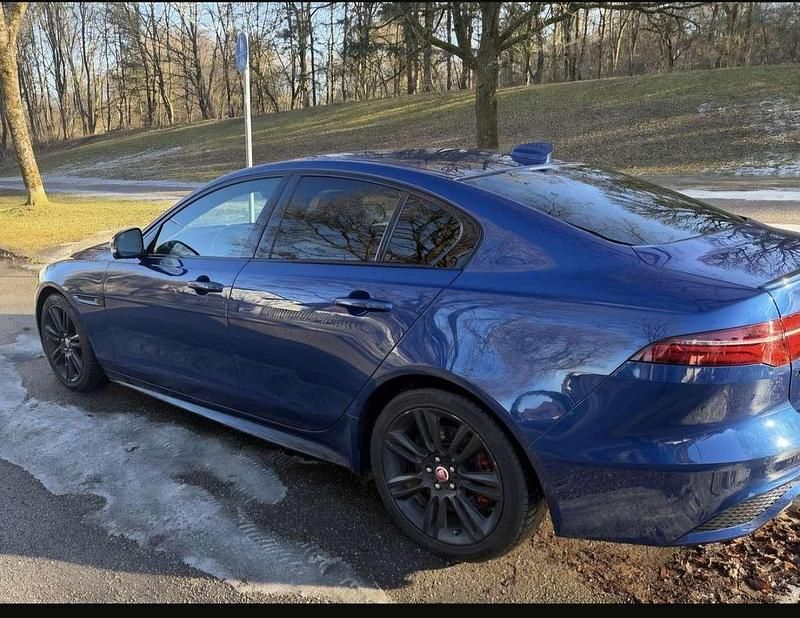 Gebraucht Jaguar XE R-Dynamic 250 PS (183 kW) 2021 Limousine