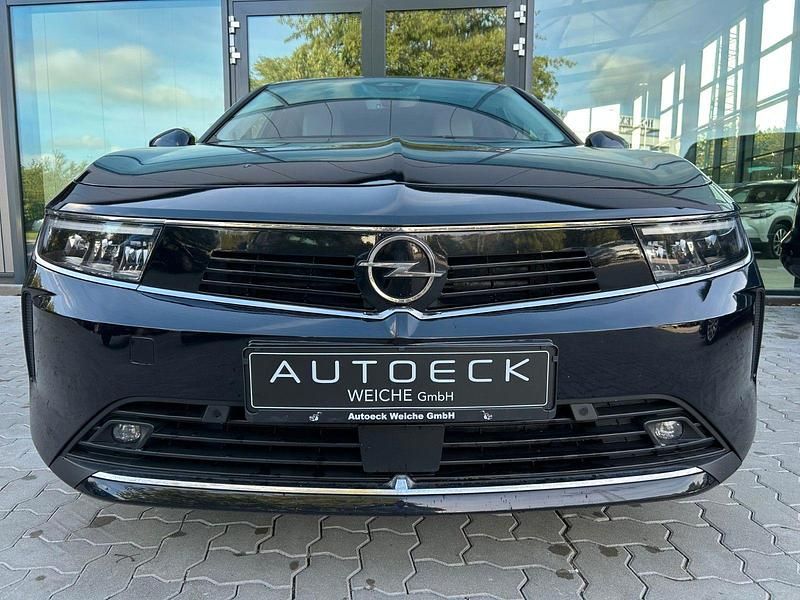 Gebraucht Opel Astra 131 PS (96 kW) 2023 Schwarz Kleinwagen