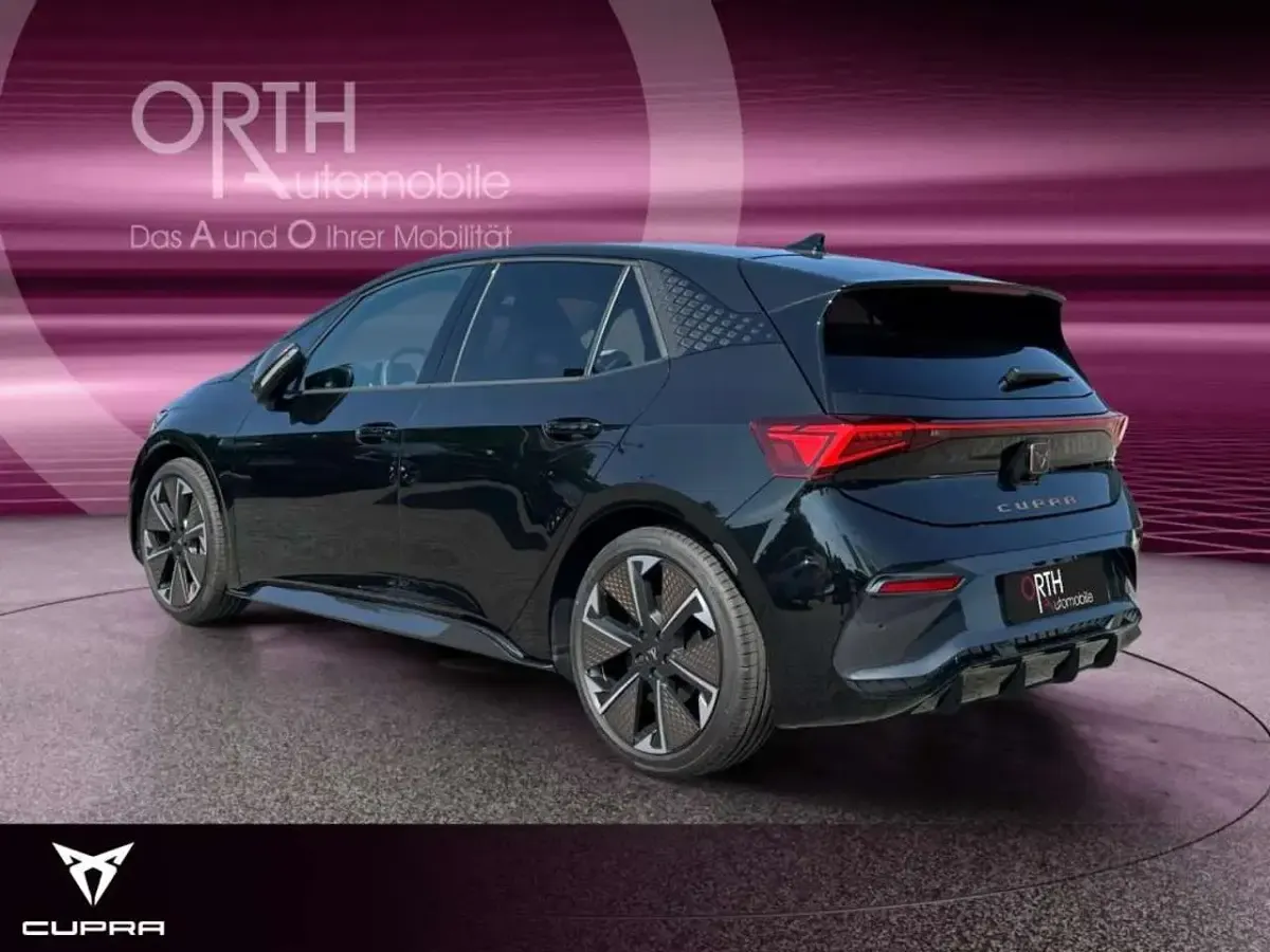Second-hand Cupra Born 169 kW (231 CP) 2026 Negru Hatchback