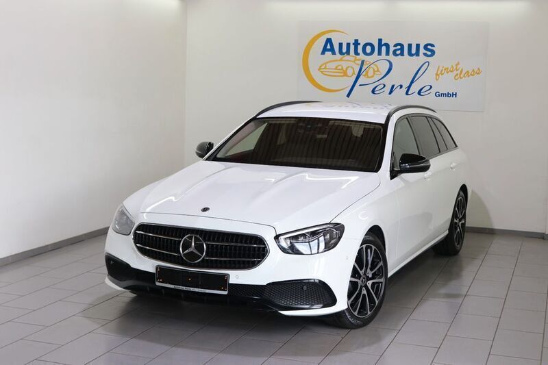 Gebraucht Mercedes E220 Avantgarde 194 PS (142 kW) 2021 Weiß Limousine