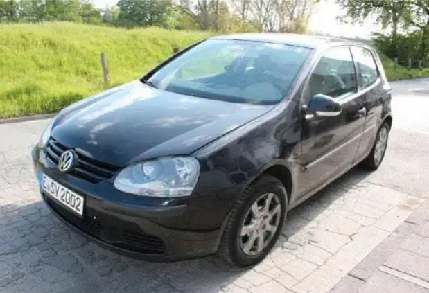 Brugt VW Golf V 75 HK (55 kW) 2004 Sort Hatchback