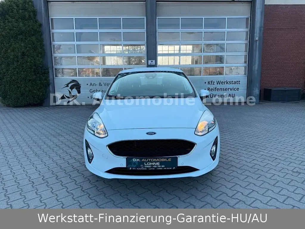 Gebraucht Ford Fiesta Cool & Connect 71 PS (52 kW) 2019 Weiß Kleinwagen