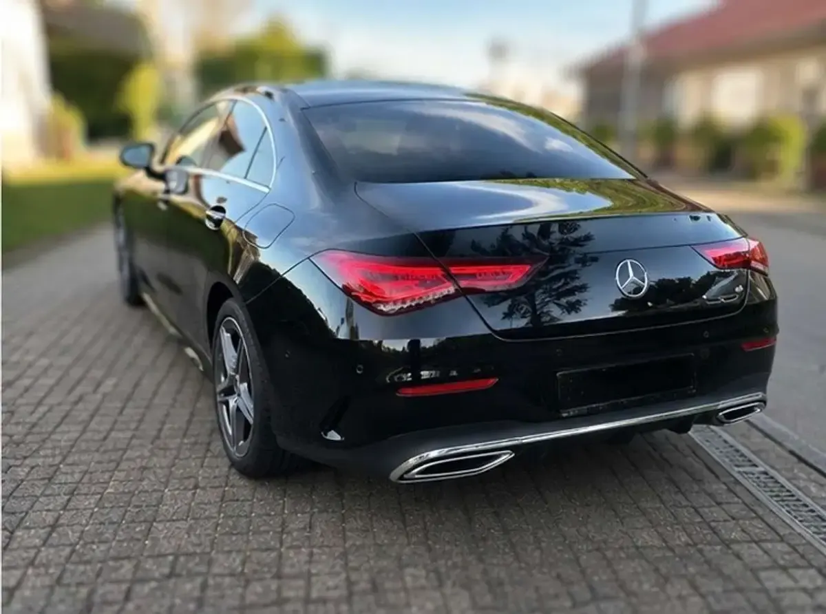 Gebraucht Mercedes CLA200 AMG line 163 PS (119 kW) 2023 Schwarz Coupé