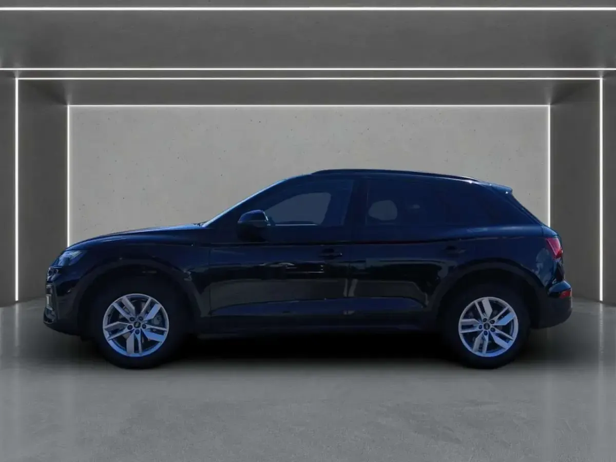 Gebraucht Audi Q5 204 PS (150 kW) 2024 Brillantschwarz SUV