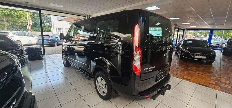 Gebraucht Ford Tourneo Titanium 131 PS (96 kW) 2021 Schwarz Van / Kleinbus