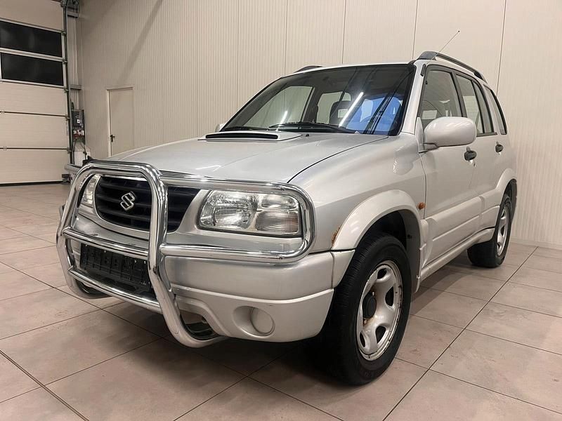 Gebraucht Suzuki Grand Vitara 109 PS (80 kW) 2002 Grau SUV