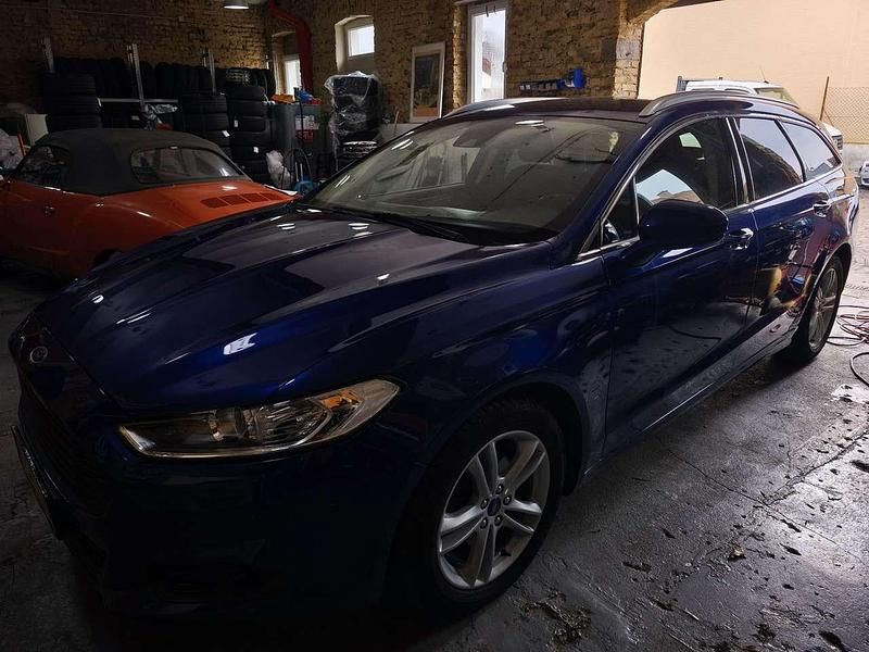 Używany Ford Mondeo Titanium 150 KM (110 kW) 2017 Niebieski Kombi