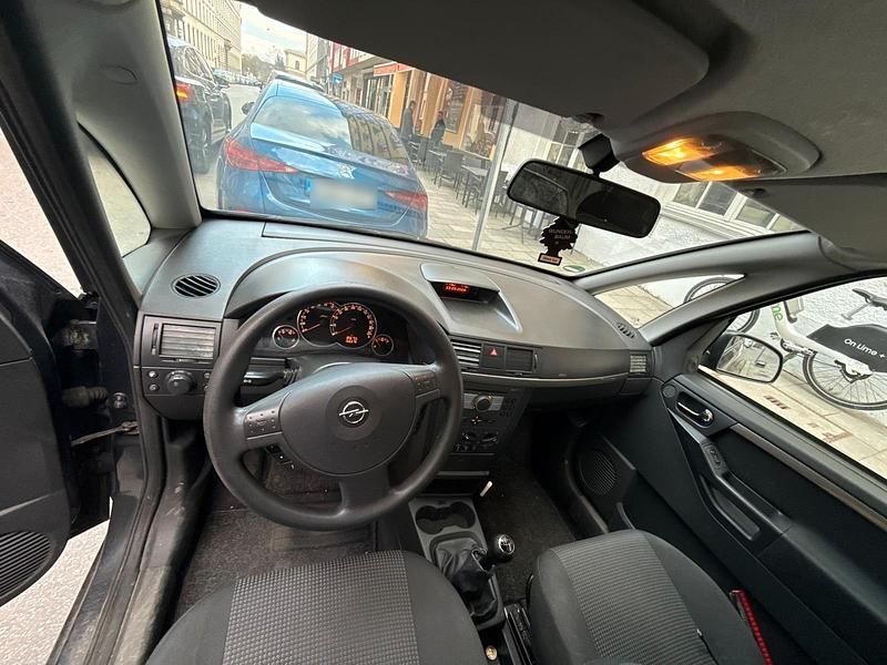 Gebraucht Opel Meriva 90 PS (66 kW) 2008 Silber Van / Kleinbus