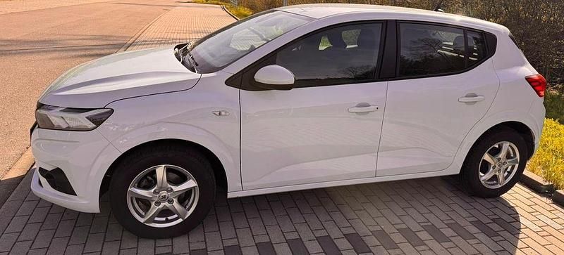 Gebraucht Dacia Sandero Expression 101 PS (74 kW) 2024 Weiß Limousine