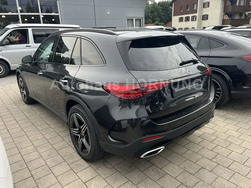 Gebraucht Mercedes GLC220 AMG line 197 PS (144 kW) 2023 Graphitgrau metallic SUV