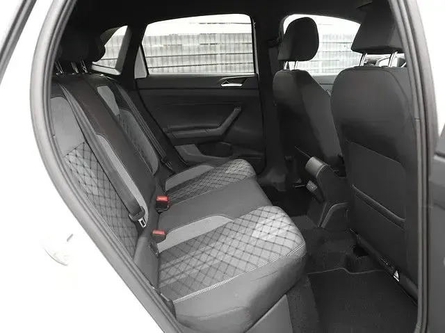 Neu VW Polo R-line 95 PS (69 kW) 2026 Deep black perleffekt Kleinwagen