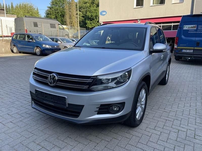 Silber Gebraucht 2012 VW Tiguan Sportline SUV | 7.500 € (Superpreis) - Bild 1/4