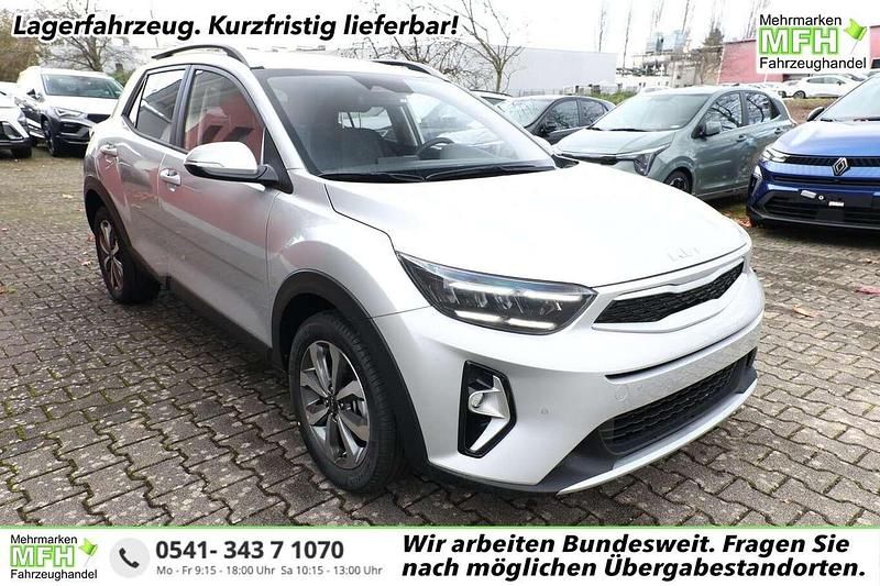 Sparklingsilber metallic Neu 2025 Kia Stonic SUV | 18.349 € (Guter Preis) - Bild 1/4
