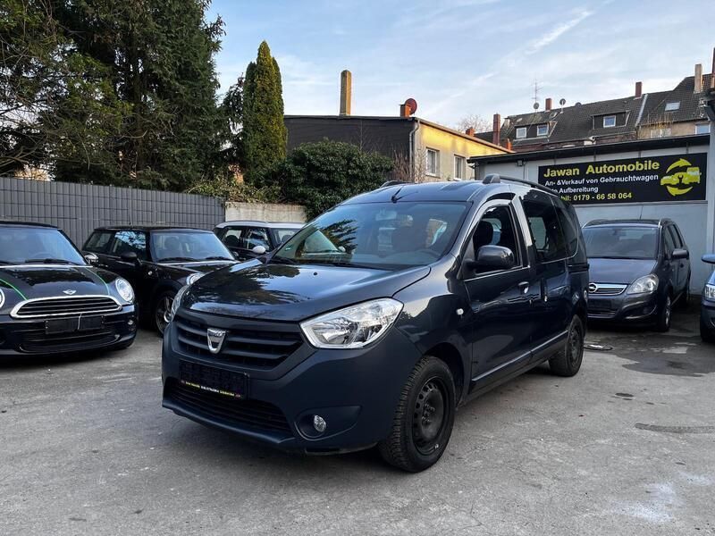 Schwarz Gebraucht 2016 Dacia Dokker Van | 18.100 € - Bild 1/4
