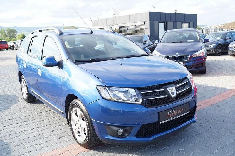 Blau Gebraucht 2014 Dacia Logan MCV Prestige Kombi | 7.690 € (Etwas zu teuer) - Bild 1/4