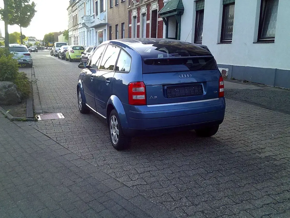 Brugt Audi A2 75 HK (55 kW) 2000 Blå Hatchback
