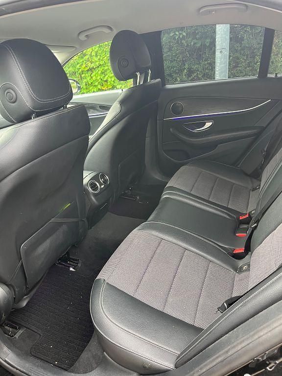 Gebraucht Mercedes E220 194 PS (142 kW) 2017 Schwarz Limousine