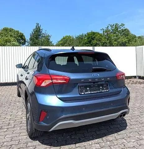 Second-hand Ford Focus Active 150 CP (110 kW) 2021 Albastru Berlinǎ