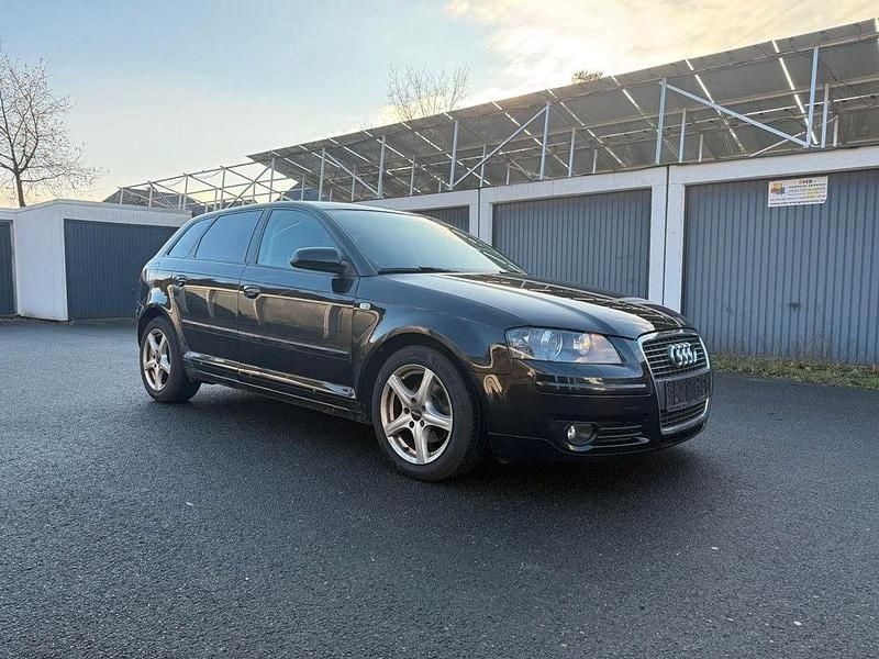 Schwarz Gebraucht 2008 Audi A3 Attraction Limousine | 3.189 € (Superpreis) - Bild 1/4