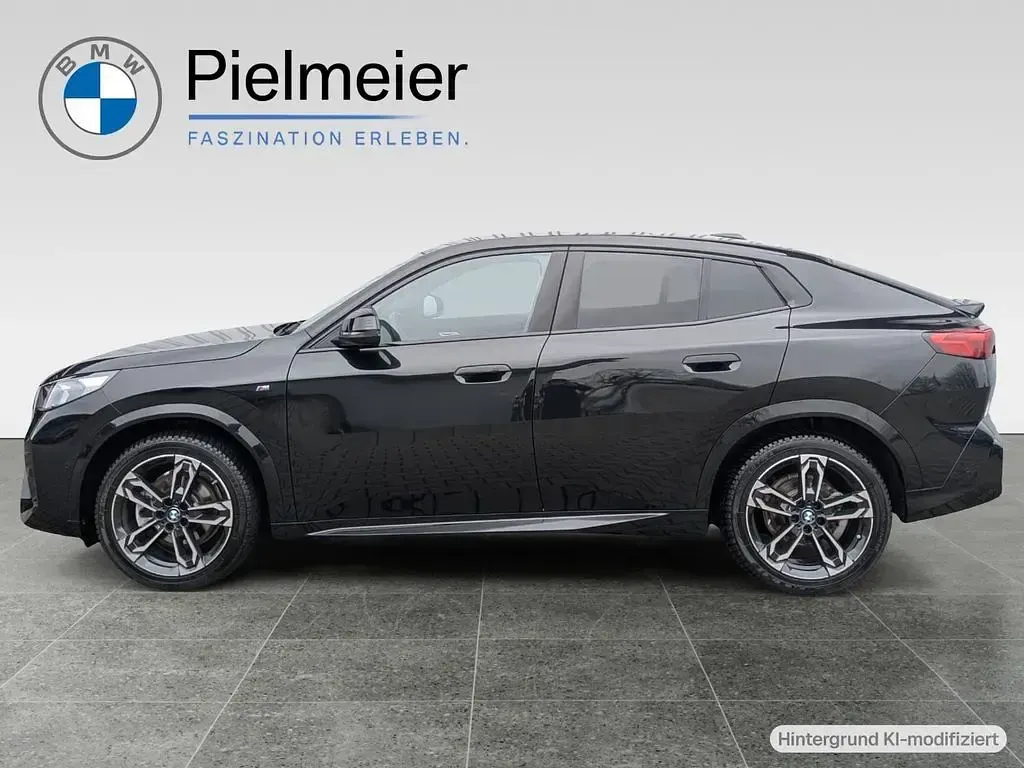 Gebraucht BMW X2 M Sport 170 PS (125 kW) 2025 Schwarz SUV