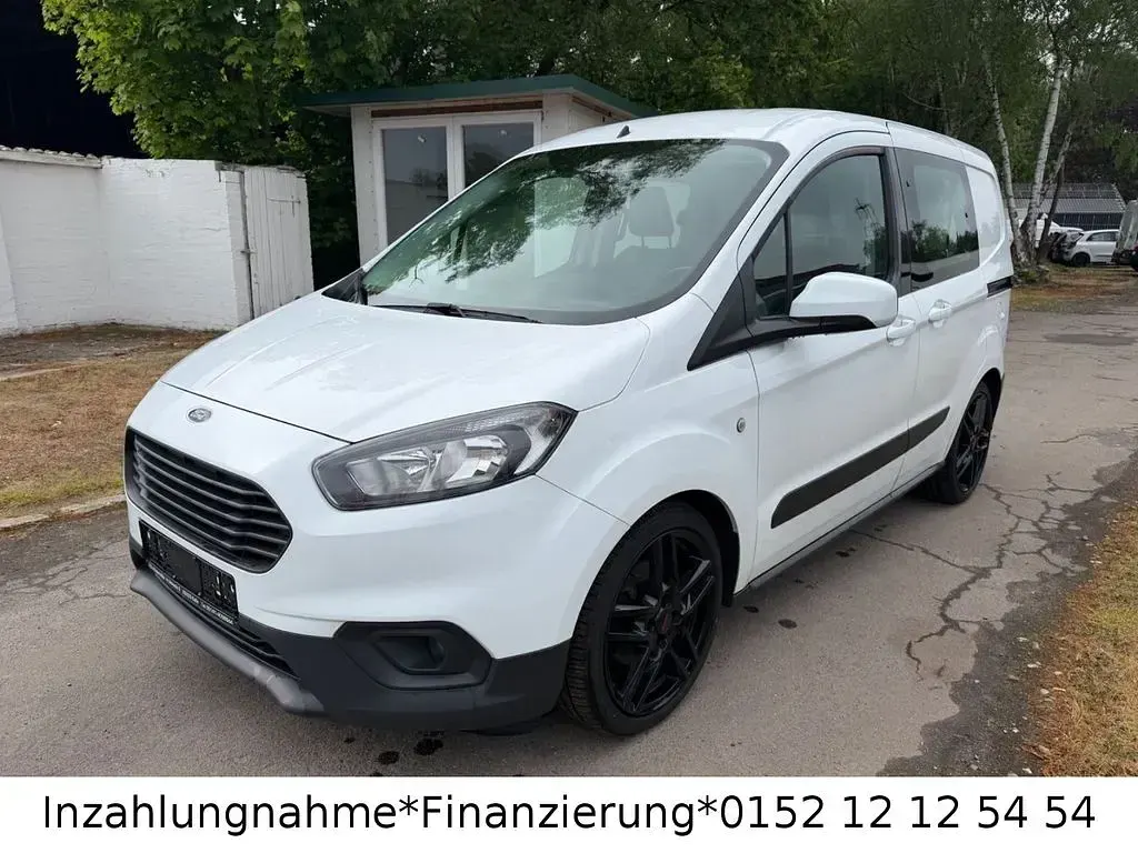 Begagnad Ford Transit Trend 75 HK (55 kW) 2020 Vit Kombi