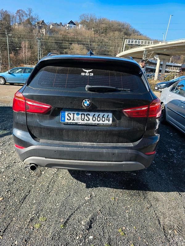 Gebraucht BMW X1 170 PS (125 kW) 2018 Schwarz SUV