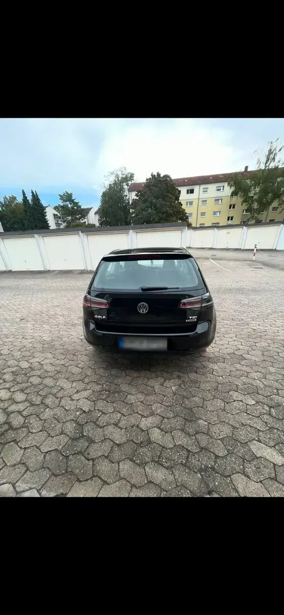 Gebraucht VW Golf VII Trendline 86 PS (63 kW) 2016 Schwarz Kleinwagen