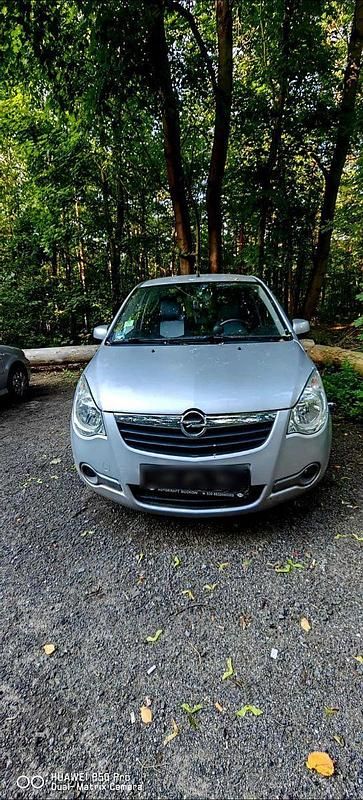 Grau Gebraucht 2008 Opel Agila Edition Kleinwagen | 4.100 € (Superpreis) - Bild 1/4