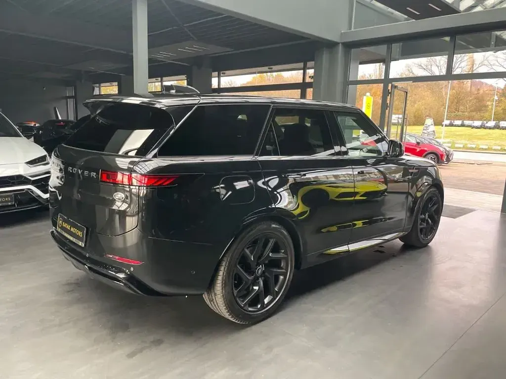 Gebraucht Land Rover Range Rover Sport SE Dynamic 300 PS (220 kW) 2022 Santorini black SUV
